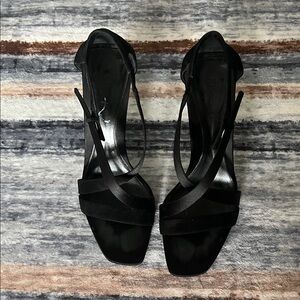 Gucci suede and satin strapie heels with swarovski G right foot